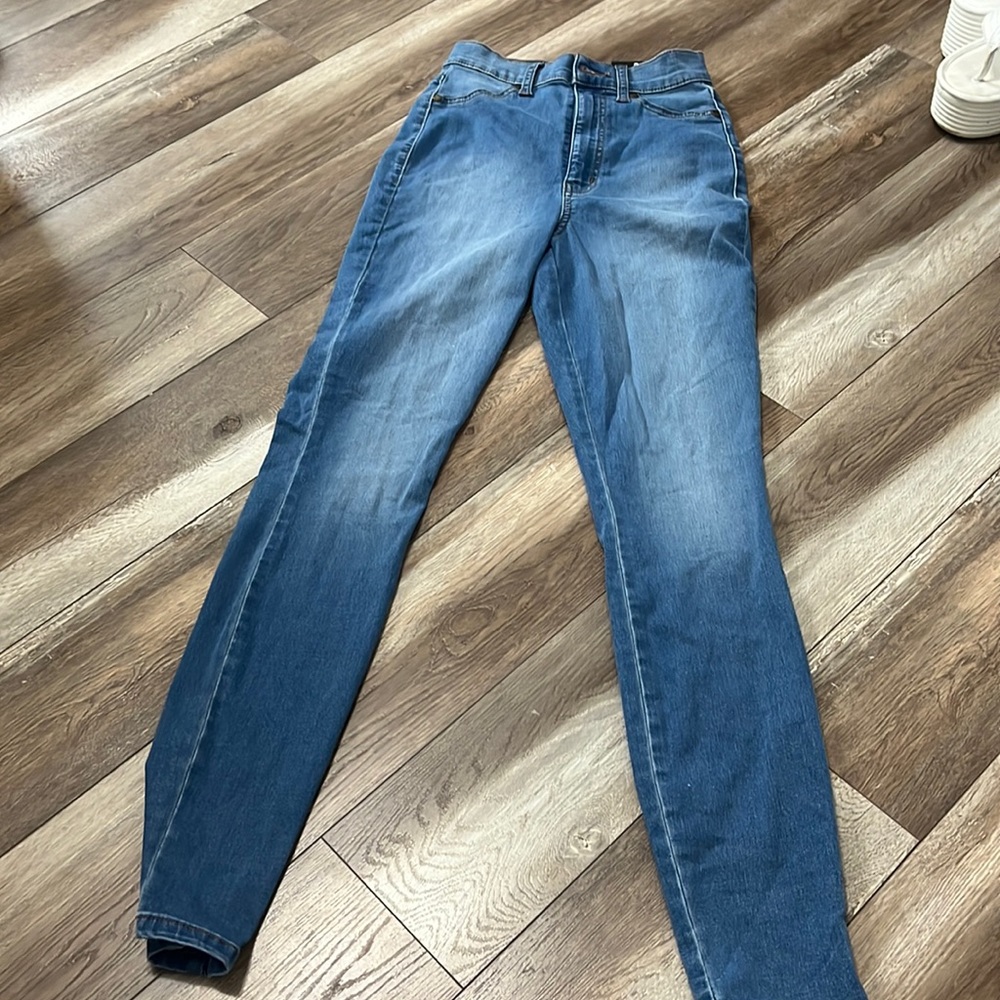 Fashion Nova Skinny Jean **Never Worn**